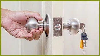 Portland General Locksmith Portland, OR 503-716-1399 - 5-change-locks-service